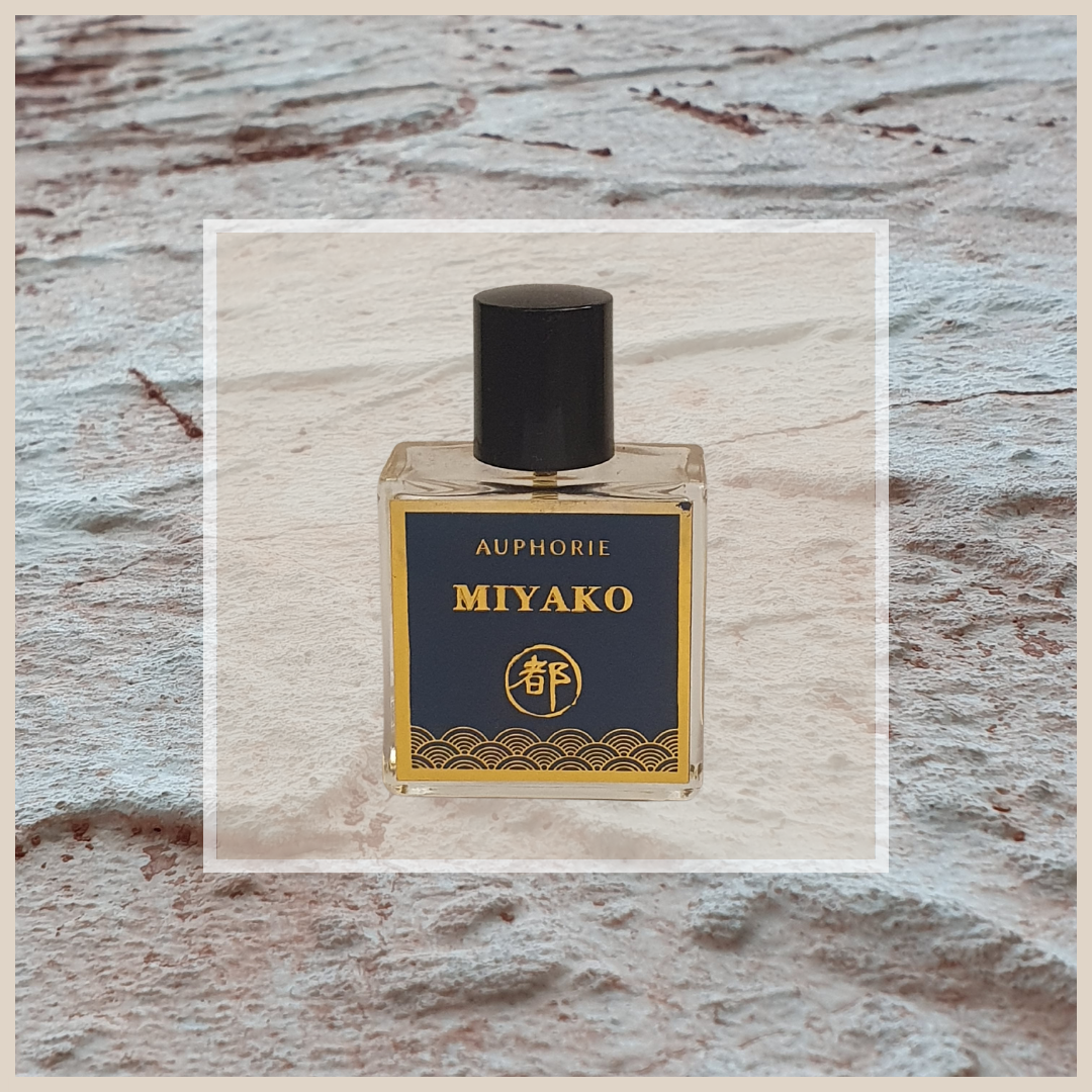 Auphorie - Miyako perfume sample | Pink Manor Decant Club